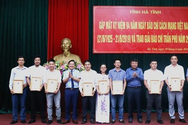 Phóng viên báo Dân trí đoạt giải B giải báo chí Trần Phú