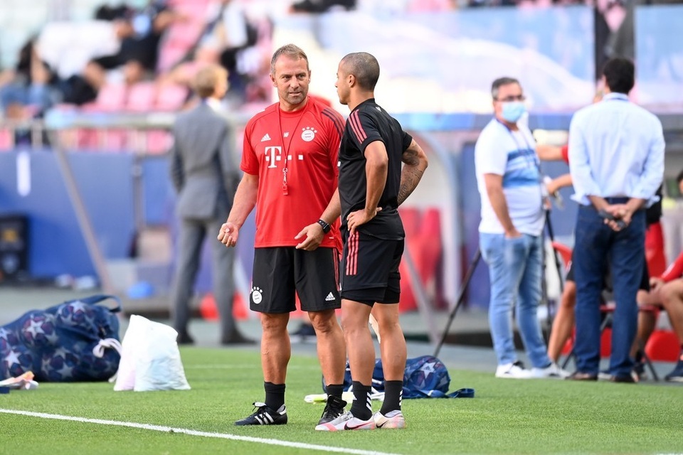 Hansi Flick: Từ kẻ học việc tới người hùng Champions League - 4 Hansi Flick: Từ kẻ học việc tới người hùng Champions League - 4