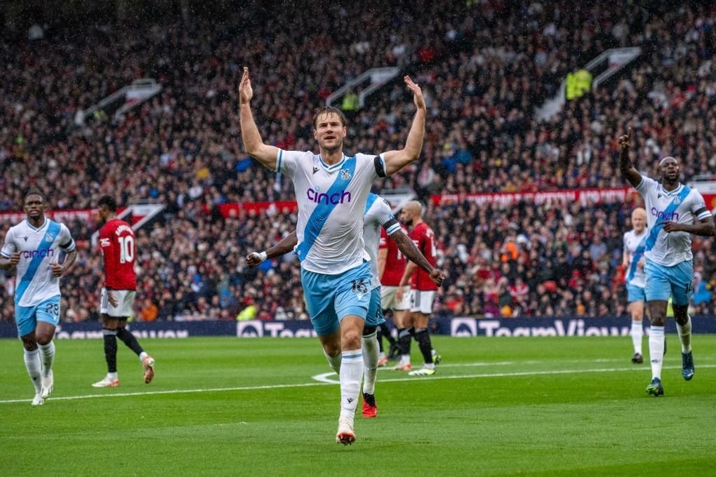 Man Utd thua Crystal Palace bởi một cú sút xuất thần - 1 Man Utd thua Crystal Palace bởi một cú sút xuất thần - 1