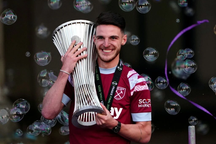 Arsenal chi 105 triệu bảng hỏi mua Declan Rice, West Ham chưa đồng ý