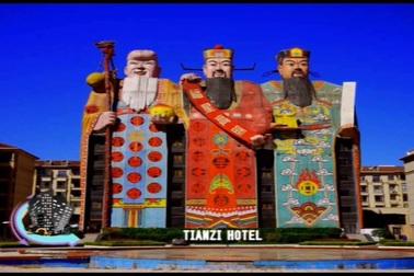 Khách sạn mang hình ba ông Phúc - Lộc - Thọ