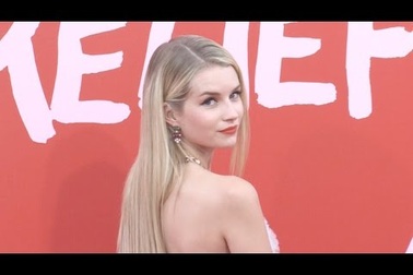 Lottie Moss đẹp quyến rũ