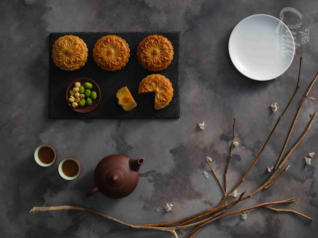 Độc đáo bánh trung thu thị trường ngách, ấn tượng thông điệp đến hình thức - 3 Những chiếc bánh sẽ là món quà vô giá, ý nghĩa của bạn dành cho những người thân yêu.