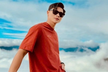 Ngọc Mạnh "Trạm cứu hộ trái tim": Ở nhà trọ chật chội, ăn mì gói vì nghèo