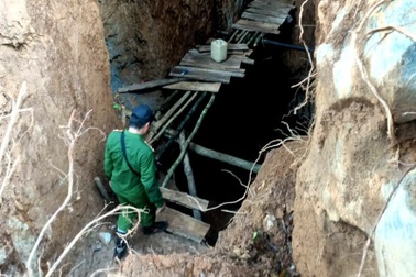 Hầm vàng nhiều tầng nằm cạnh khu bảo tồn thiên nhiên