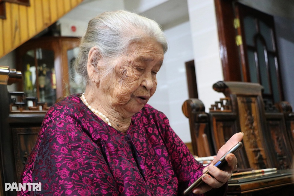 50 năm mẹ Cháu vẫn chờ 2 con trai trở về - 2 50 năm mẹ Cháu vẫn chờ 2 con trai trở về - 2