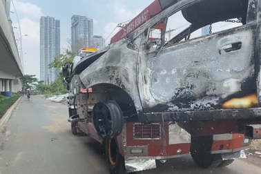 Nghi án giết người cướp tài sản, đốt ô tô phi tang ở Sài Gòn