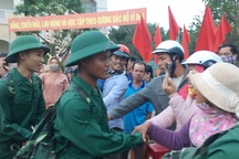 Phạt hành chính nam thanh niên vì không đến địa điểm theo Lệnh gọi nhập ngũ