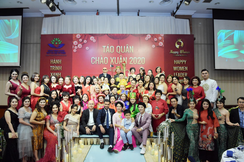 Happy Women Leader Network và Quỹ từ thiện Hành trình xanh hội tụ trong chương trình Táo quân - Chào xuân 2020 - 1 Happy Women Leader Network và Quỹ từ thiện Hành trình xanh hội tụ trong chương trình Táo quân - Chào xuân 2020 - 1