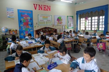 Lớp trưởng thành Chủ tịch: Nên giúp đỡ hơn là "ban phát" và "ra lệnh"  