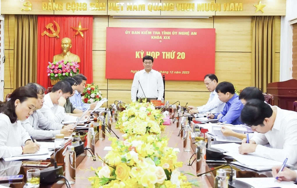 Phó Chủ tịch huyện bị kỷ luật vì vi phạm quy định về tố cáo - 1 Phó Chủ tịch huyện bị kỷ luật vì vi phạm quy định về tố cáo - 1