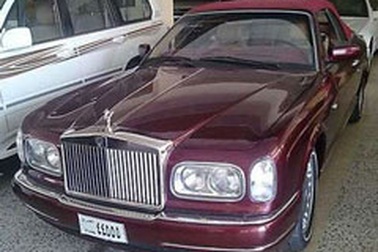 Rao bán xe Rolls-Royce của Saddam Hussein