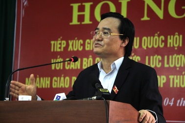 Cử tri băn khoăn phương pháp chọn SGK chương trình giáo dục phổ thông mới