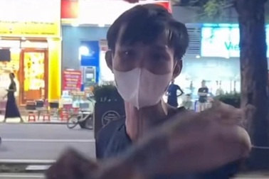 Xác minh vụ người bán hàng rong ở Hà Nội có hành vi quấy rối du khách nữ