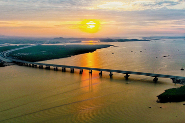 Móng Cái - sự trỗi dậy của du lịch vùng địa đầu tổ quốc