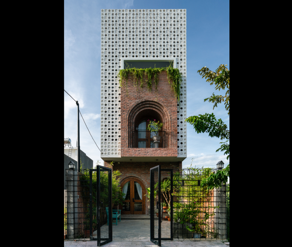 Ngôi nhà tầng mộc mà chất, nhìn đâu cũng thấy cây xanh ở Đà Nẵng - 2 Ngôi nhà tầng mộc mà chất, nhìn đâu cũng thấy cây xanh ở Đà Nẵng - 2