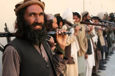 Taliban trỗi dậy tại Afghanistan: Nỗi sợ hãi thường trực trong ánh mắt dân thường