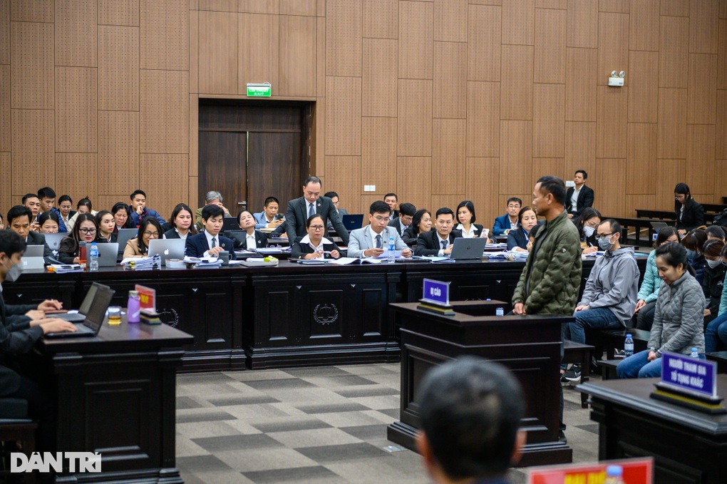 Xét xử siêu lừa, luật sư ngao ngán: Cái gì VietABank cũng nói không biết - 3 Xét xử siêu lừa, luật sư ngao ngán: Cái gì VietABank cũng nói không biết - 3