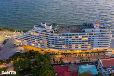 Khách sạn 5 sao ở Phú Quốc phải "cắt ngọn" vì xây vượt tầng giờ ra sao?