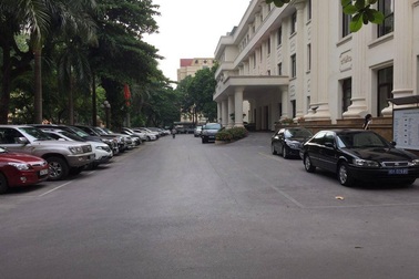 Bộ Công Thương: 57 xe công dư thừa 55 xe cũ, xin sắm thêm 19 xe