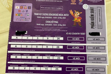 Đội giá vé chung kết SEA Games cao gấp 30 lần, "phe vé" có bị xử phạt?