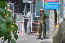 Dựng hiện trường vụ người đàn ông chạy Vespa bị đâm chết ở TPHCM