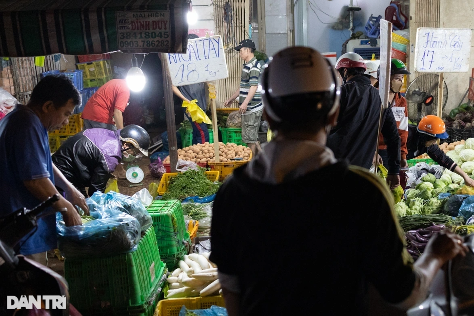 Tiệm bánh mì gần 100 tuổi, đi vào thơ ca ở TPHCM - 3 Tiệm bánh mì gần 100 tuổi, đi vào thơ ca ở TPHCM - 3