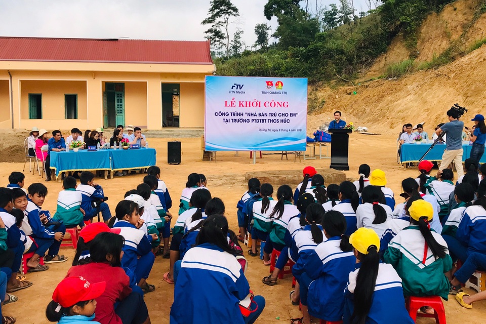 Tỉnh Đoàn vận động xây dựng nhà bán trú cho học sinh vùng bị sạt lở - 1 Tỉnh Đoàn vận động xây dựng nhà bán trú cho học sinh vùng bị sạt lở - 1