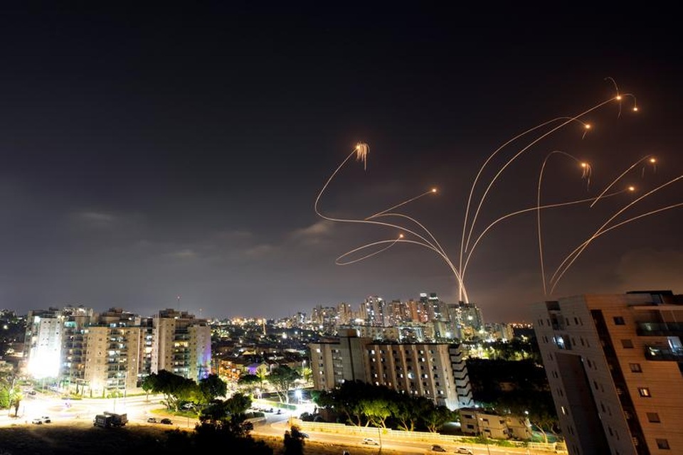 Giao tranh nhấn chìm Dải Gaza trong biển lửa, 33 người thiệt mạng - 6 Giao tranh nhấn chìm Dải Gaza trong biển lửa, 33 người thiệt mạng - 6