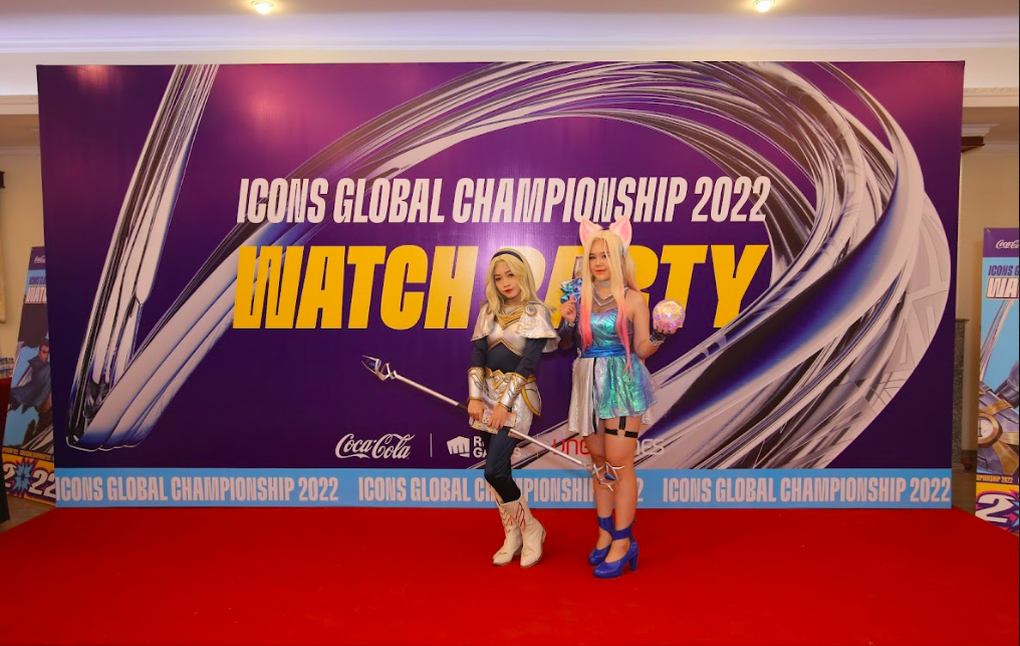 Coca-Cola cùng fan esport hào hứng cổ vũ chung kết thế giới Tốc Chiến ICONS GLOBAL CHAMPIONSHIP 2022 - 1 Coca-Cola cùng fan esport hào hứng cổ vũ chung kết thế giới Tốc Chiến ICONS GLOBAL CHAMPIONSHIP 2022 - 1