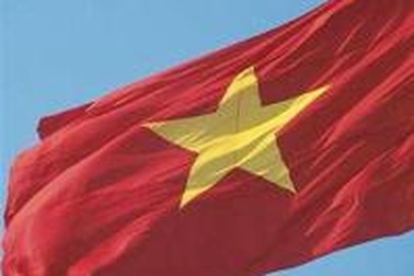 Cả nước treo cờ Tổ quốc trong 2 ngày 19 và 20/5 