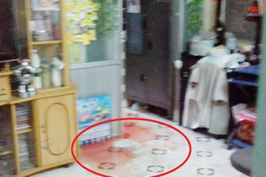 Truy bắt hung thủ cứa cổ chị họ cướp vàng