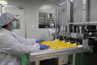 Hơn 60.000 loại mỹ phẩm “đổ bộ” vào Việt Nam