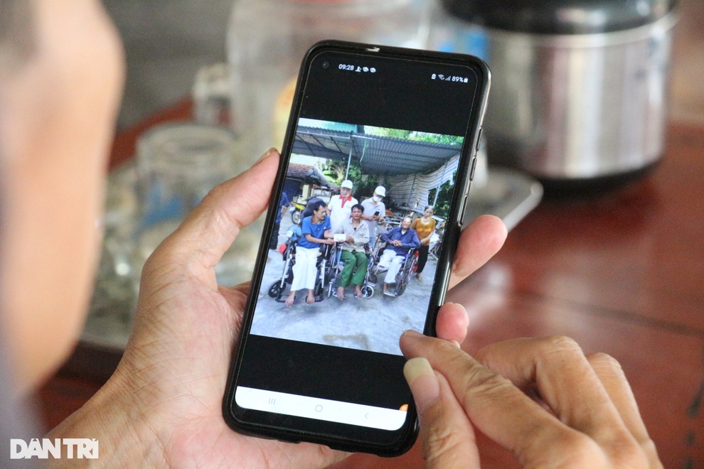 Giải thoát cho vợ trẻ và cách trả ơn cuộc đời của người đàn ông đặc biệt - 3 Giải thoát cho vợ trẻ và cách trả ơn cuộc đời của người đàn ông đặc biệt - 3