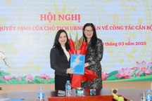 Hàng loạt trường ở Hà Nội có hiệu trưởng mới