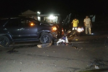 Va chạm với ô tô, thai phụ và con trai 4 tuổi thiệt mạng