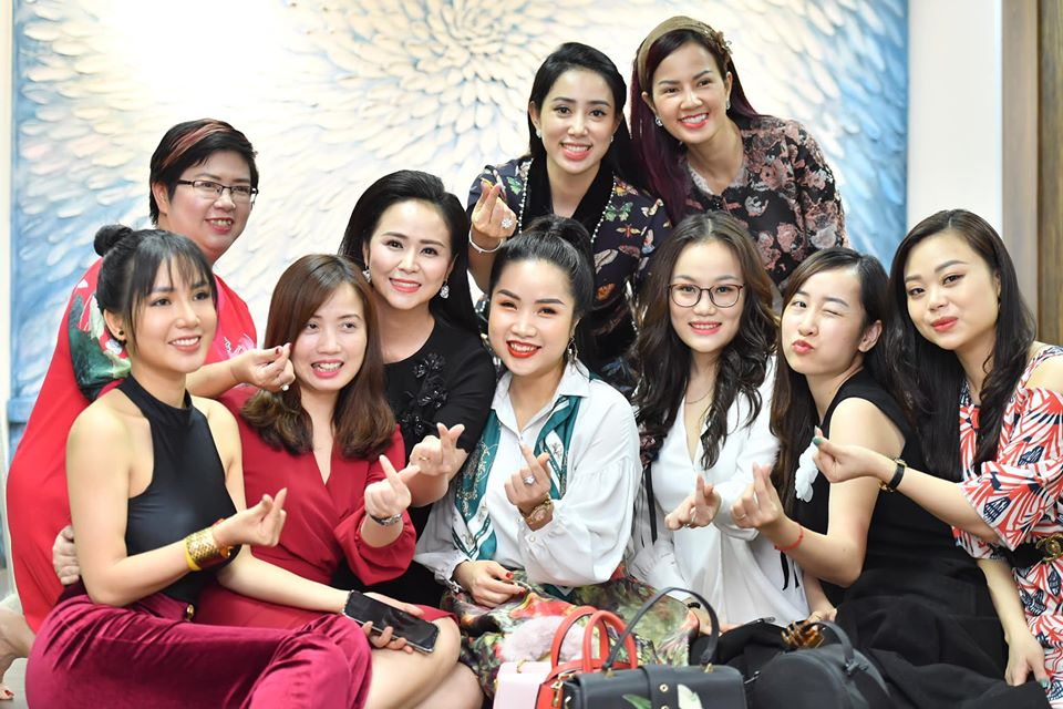 Happy Women Leader Network hội tụ “Giải mã bí mật của hạnh phúc” - 3 Happy Women Leader Network hội tụ “Giải mã bí mật của hạnh phúc” - 3