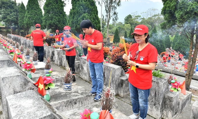 Vietjet góp sức gìn giữ biên cương Tổ quốc - Ảnh 2. Vietjet góp sức gìn giữ biên cương Tổ quốc - Ảnh 2.