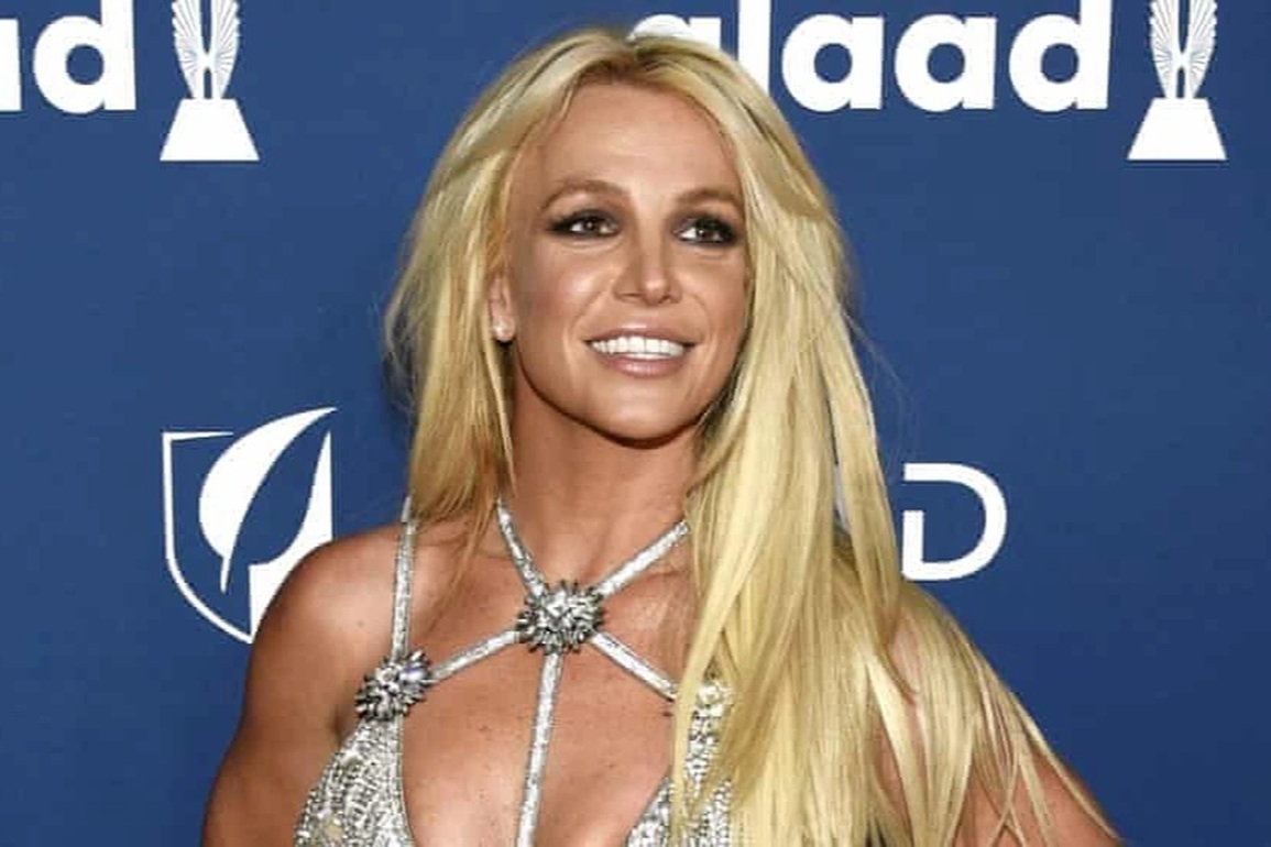 Britney Spears ngầm so sánh mình với Marilyn Monroe khi đăng ảnh khỏa thân - 6 Britney Spears ngầm so sánh mình với Marilyn Monroe khi đăng ảnh khỏa thân - 6