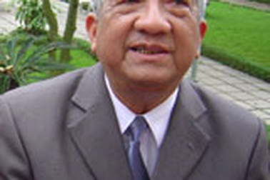 Không “tránh” sự giám sát của dân