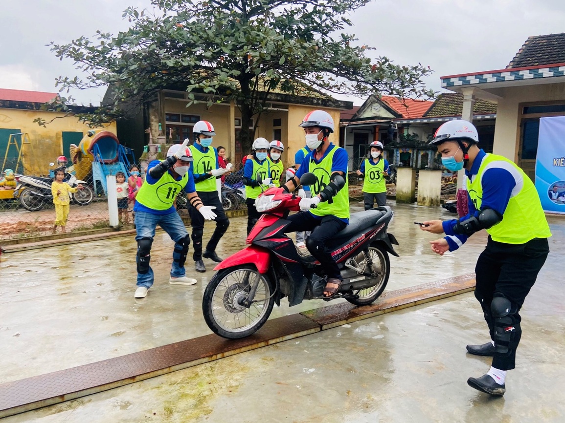 Honda Việt Nam đẩy mạnh các hoạt động đào tạo lái xe an toàn - 2 Honda Việt Nam đẩy mạnh các hoạt động đào tạo lái xe an toàn - 2
