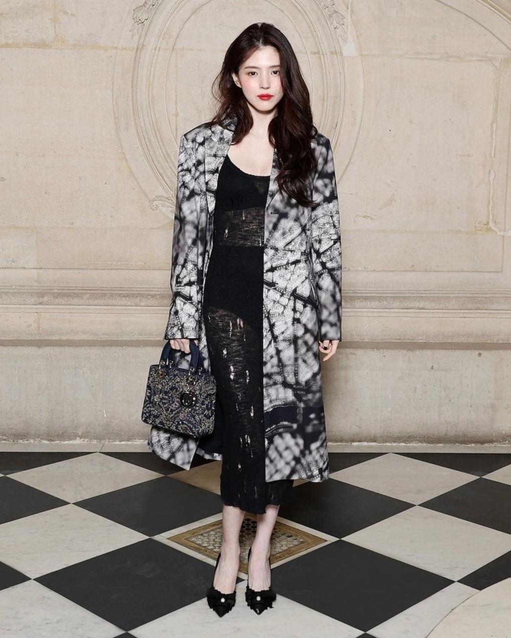 Han So Hee: Minh tinh sở hữu nhan sắc vạn người mê, diễn xuất ấn tượng - 1 Han So Hee: Minh tinh sở hữu nhan sắc vạn người mê, diễn xuất ấn tượng - 1