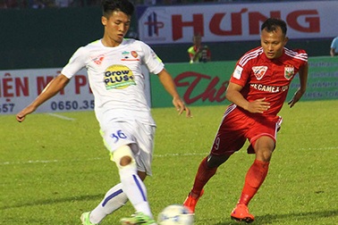 Thua HA Gia Lai, B.Bình Dương tiếp tục đà tuột dốc