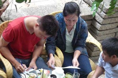 “Cướp” sim số đẹp, nhà mạng vô can