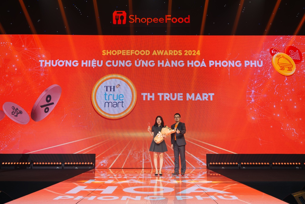 Homefarm, TH true mart được vinh danh tại Hội nghị ShopeeFood 2024 - 3 Homefarm, TH true mart được vinh danh tại Hội nghị ShopeeFood 2024 - 3