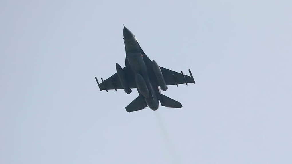 Tiêm kích F-16 Thổ Nhĩ Kỳ rơi, cháy như cầu lửa - 1