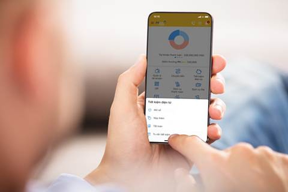 PVcomBank dành 6.000 quà tặng, tổng giá trị gần 1,6 tỷ đồng cho khách hàng gửi tiết kiệm - 2 PVcomBank dành 6.000 quà tặng, tổng giá trị gần 1,6 tỷ đồng cho khách hàng gửi tiết kiệm - 2