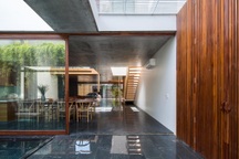 Điều bất ngờ ẩn sau ngôi nhà giản dị của vợ chồng trẻ ở Huế