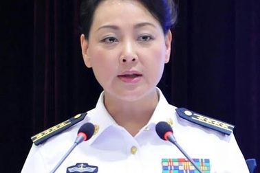 Quân đội Trung Quốc lần đầu có nữ phát ngôn viên