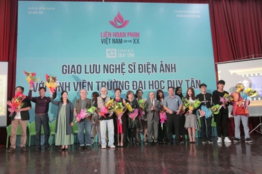 Nghệ sĩ điện ảnh Việt giao lưu với giới trẻ Đà Nẵng